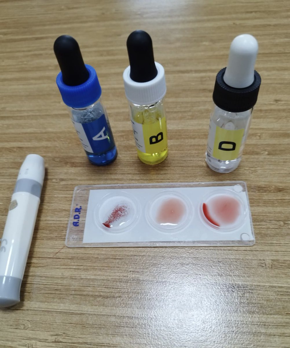 BKM_Ortaokulu's tweet photo. Fen Bilimleri dersi, Dolaşım Sistemleri Ünitesi’nde yer alan “Kan Grupları” konusunda, 6. sınıf öğrencilerimizin kan grupları ölçüldü. 🌡️💁🏻‍♀️

Onlar artık kan gruplarını biliyorlar 🙂 

Haberimizin detayları için lütfen sitemizi ziyaret edin https://t.co/v8isAFwbKG https://t.co/F902TEfjlM