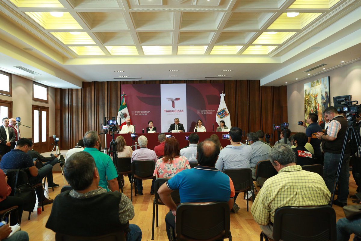 El gobernador <a href="/Dr_AVillarreal/">Américo Villarreal</a>, aseguró que fue detectado un daño al erario tamaulipeco de más de 500 MDP.
“No vamos a descansar hasta agotar todas las instancias legales para que aquellos, que saquearon a nuestro estado, reciban todo el peso de la ley” mencionó el gobernador.