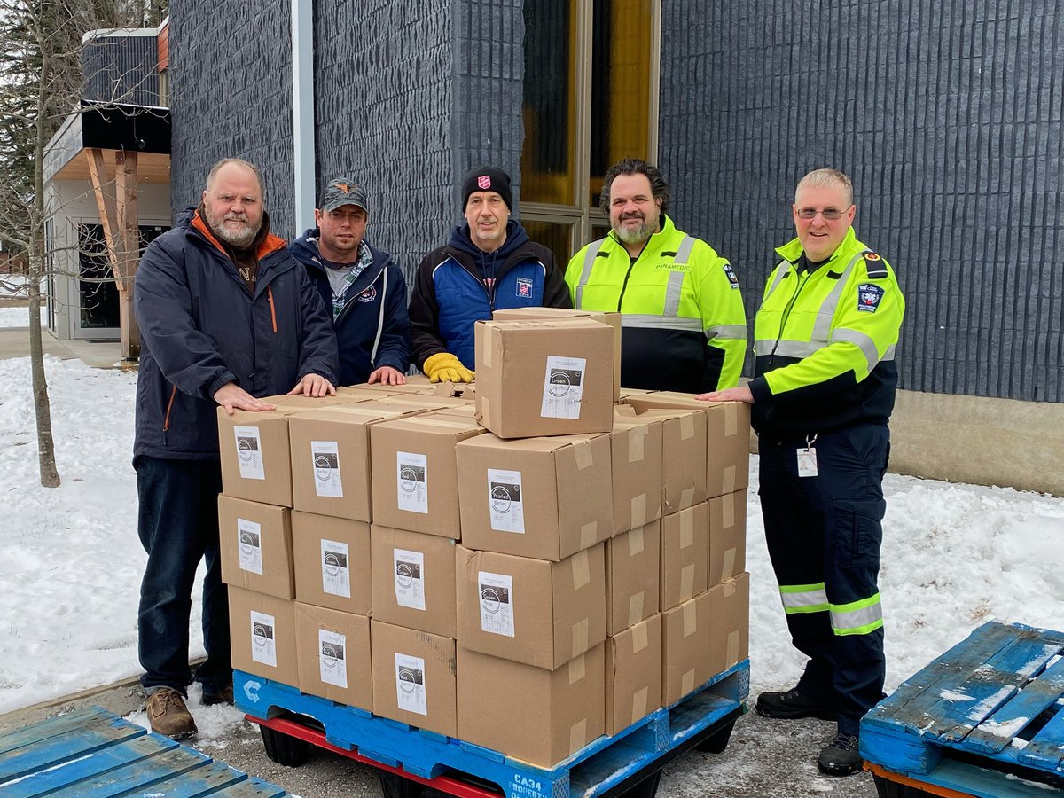 Grey County Paramedic Services (@greyparamedics) on Twitter photo Thank you <a href="/globalmedicdmgf/">GlobalMedic</a> for partnering with Grey County Paramedics, Human Resources and Transportation departments to deliver over 1 tonne of food for area food banks! Thank you <a href="/globalmedicdmgf/">GlobalMedic</a> for partnering with Grey County Paramedics, Human Resources and Transportation departments to deliver over 1 tonne of food for area food banks!