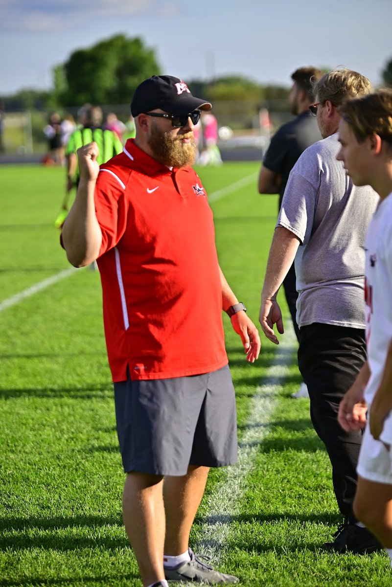 MonticelloMagic's tweet image. NEWS:

Pending School Board Approval, Peter Bergquist has been named Head Coach of the Monticello Boys Soccer team.

Mr. Bergquist has been coaching in Monticello since 2009 and has been the Varsity Head Assistant Coach since the position was created.

Congratulations, Peter!