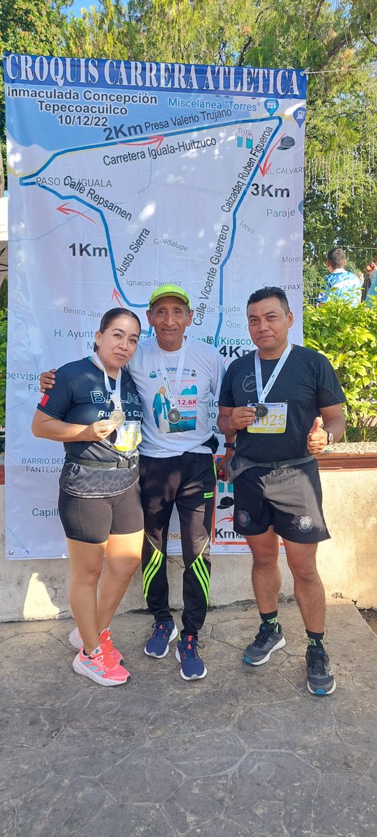 Corredorssp's tweet photo. @EntreRunners @CorroAMiPaso @ManicomioRunner gracias a Dios cerrando el año 2022 con un primer lugar y un 5/ lugar en carrera trail de 12 km y carrera de distancia de 12km. En Chilpancingo Gro. #ClubApolo #SSPGRO https://t.co/U79IlWbvQl