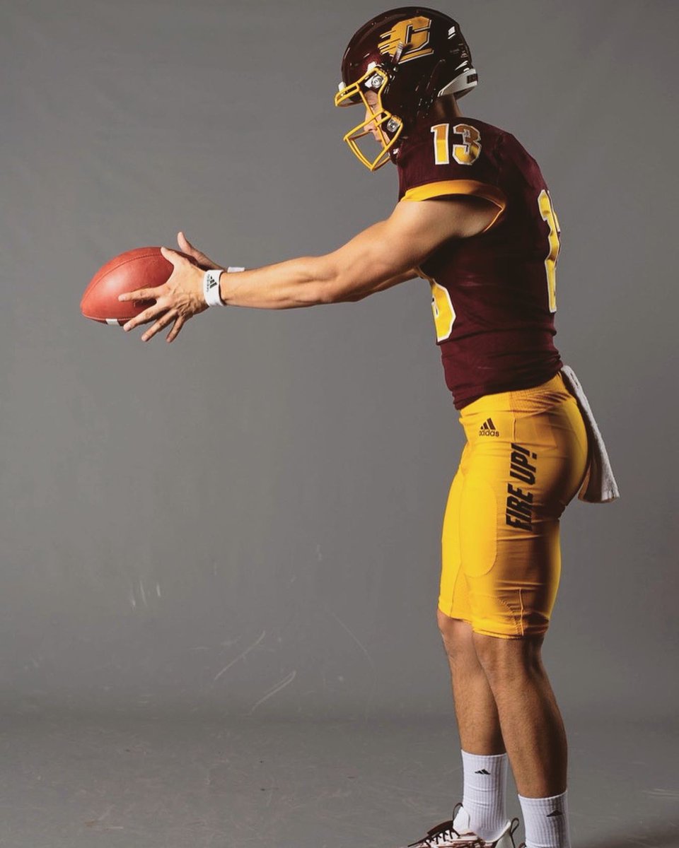 walrath83's tweet photo. After a great official visit at @CMU_Football I’m excited to announce my commitment to CMU! Thank you God for this opportunity.. I’m fired up! @CoachMcElwain @CoachMurphy87 @CoachMcNamara9 https://t.co/Z2UofVY3gC