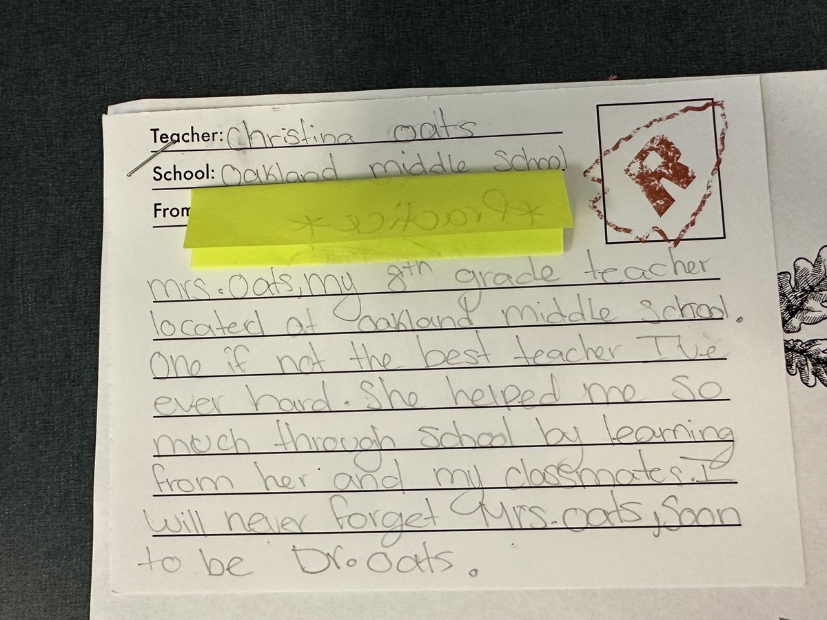 DrOats_serves's tweet photo. This sweet little affirmation made my week! Love this student & appreciate them thinking of me even as a freshman 🥰The best Christmas🎄treat I could ask for 💚❤️ Thanks @RiverdaleHighTN for this kind idea #mywhy #theylisten #theycatchwhatwecarry #beyondcurriculum https://t.co/D9FVhUlSQn