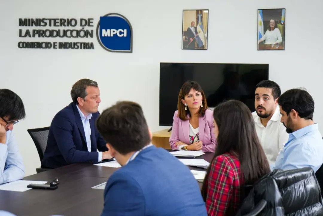 Ministerio de la Producción, Comercio e Industria tweet media
