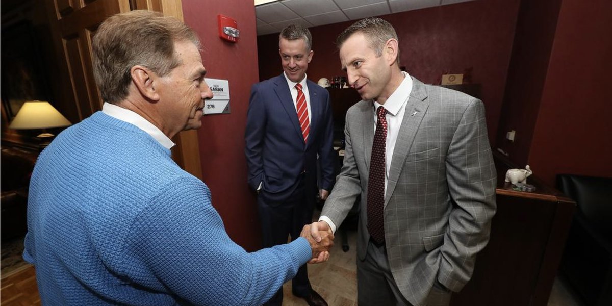 Charlie_Potter's tweet image. For the first time in Nick Saban's tenure, #Alabama basketball (No. 4) is ranked higher than football (5).

Nate Oats' reaction? "I think it speaks to how ridiculous the football program is around here for it to go that long."

247sports.com/college/alabam…