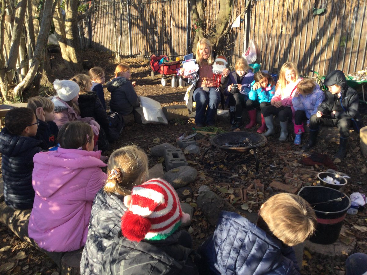 ysgolyddraig's tweet photo. #yydcoch had a fantastic Forest School session with @walkinthewild1 on Friday. We made Christmas decorations, played games with our friends and enjoyed hot chocolate by the fire! #wellbeing https://t.co/CeFF9m0GjE