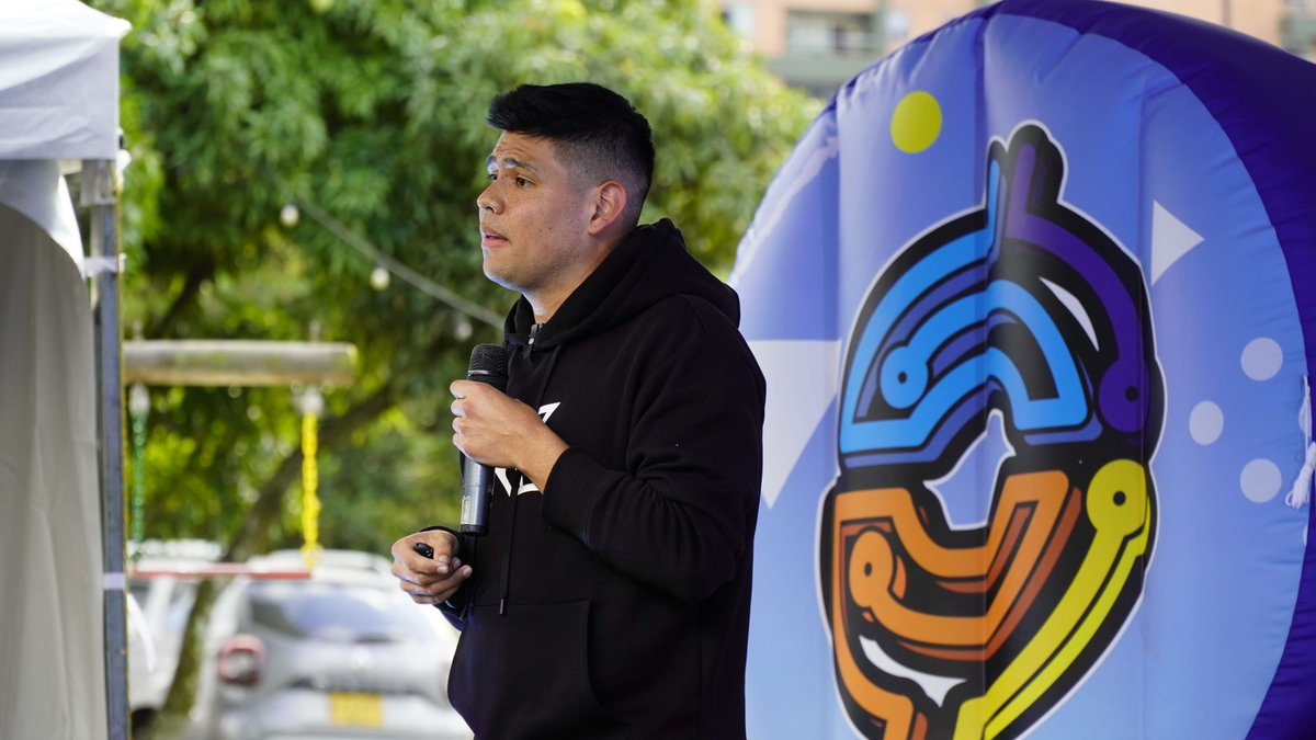 Criptolatinfest's tweet photo. Conferencia de @KiiCoin en nuestra 5Ta edición de Cripto Latin Fest Medellin 2022. 💯

#criptolatinfest #criptomonedas #cripto
#criptomercado #mercadocripto #noticiascripto
#informecripto #bitcoin #btc #bitcoinespañol
#bitcoinnoticias #criptotendencias #criptotendencia https://t.co/q0DKqKD5MO