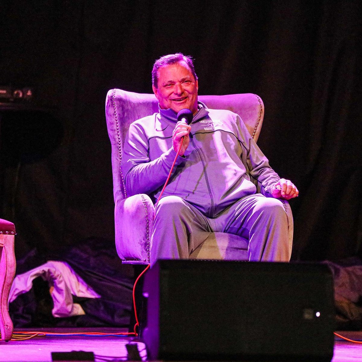 Stop by <a href="/TwistedJLive/">Twisted J Live</a> tonight from 6-7 p.m. to watch the Billy Gillispie Show!
