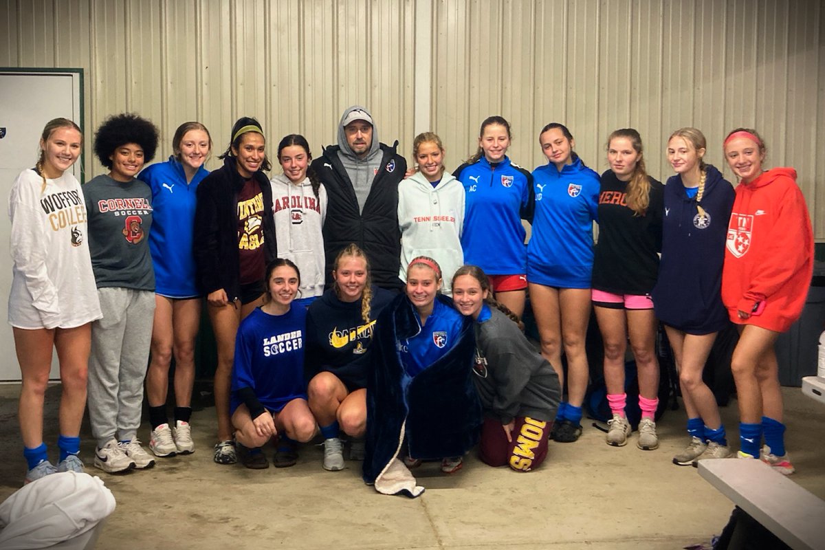 So proud of my team for winning our last ECNL game 2-0, but sadly we had to say our goodbyes. I look forward to seeing them all playing for their college teams soon! I am also excited to start playing with 06 <a href="/SCUnited_FC/">SC United FC</a> <a href="/ECNLgirls/">ECNL Girls</a> coached by <a href="/tikitakaklu/">Tomasz Kluszczynski 🇵🇱/🇺🇸</a>!