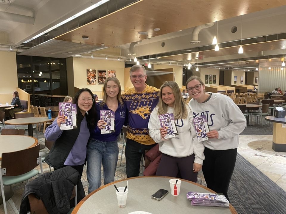 Finals breakfast with the president = helping our students prepare for their brightest tomorrow! Good luck with finals, Panthers! 💜