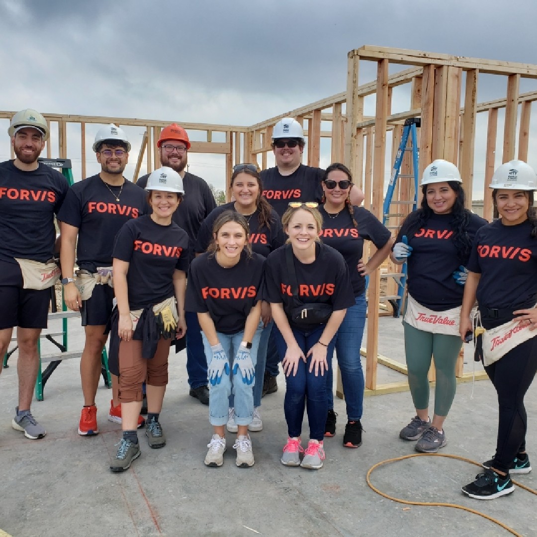 HabitatSATX's tweet photo. Thanks to our friends at @FORVIS, who put up the walls for two houses today!
We appreciate the great partnership.
#HabitatforHumanity #community #TheFORVISWay #Forvis https://t.co/Ovjb4VFcHb