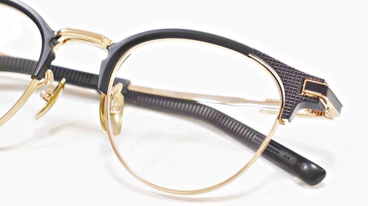 9999byhayashi's tweet photo. 【999.9新作”HIGH-END S-01T Hシリーズ”】 
#フォーナインズ #眼鏡 #メガネ #新作 #ハイエンド #S01TH #S02TH
写真続けて投稿します。
https://t.co/0staDTuoTg
#山口県 #防府市 #ハヤシメガネ #フォーナインズ専門店 常時1000本以上在庫！
ただ今新作入荷中！＆2スタイルポーチプレゼント中！ https://t.co/0RYiZszEAL
