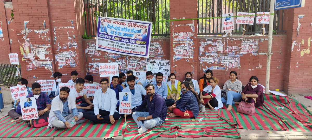 AMITSHA27012280's tweet photo. @AAPDelhi @msisodia Manish sir ji phle delhi ke nursing offcr ka hal delh lo jinko apne covid mai dty kra kr brjgr kr dya kabhi unke bare mai bhi pucha kya hai inka mater apse milne ki sari kosis kr li  9 mnth se hm loga berozgar hai docmnt mai extnsen hai https://t.co/CERK3FLuGv