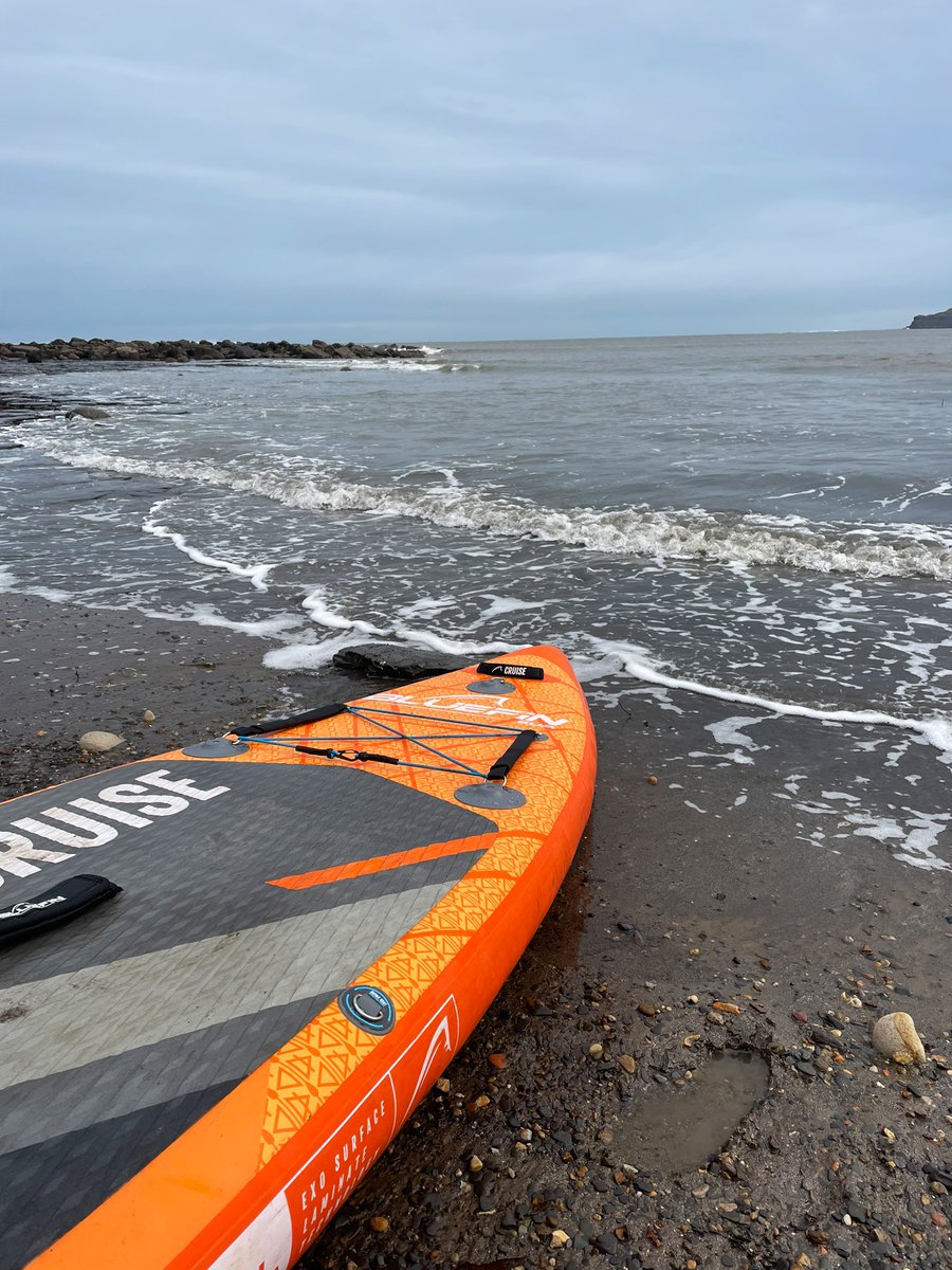 Healthyhappy50's tweet photo. Top tips for winter #SUP! Dress for the water temperature, pump up your board manually to get your body ready &amp; a vest style buoyancy aid like this is an extra warm layer &amp; has pockets for your phone. Lovely little pootle on the sea. #SUPGB #bluefinsup 

https://t.co/3Gghyj56Oh https://t.co/iBO39Dfo1c