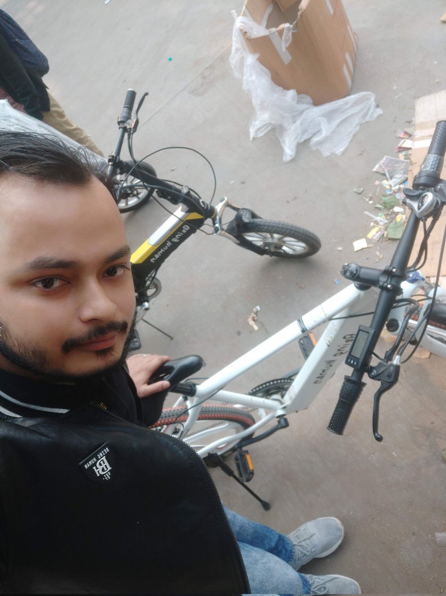 22084aashish's tweet photo. BHAI Ka Cycle #BeingHumanCycle
At #Bharat Set ...
#HappyBirthdaySalmanKhan
HBD MEGASTAR SALMAN KHAN https://t.co/KIHBOL9Evm