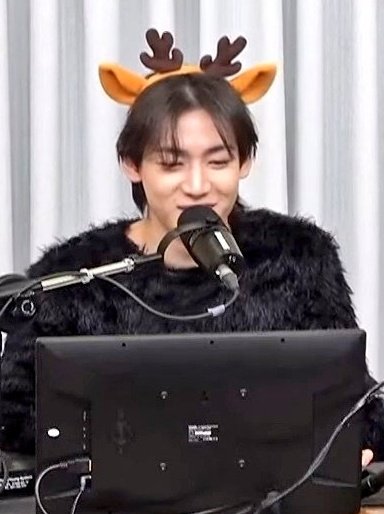 เลิกงงานแล้ว แวะเก็บ🌱BB ให้น้องนิดนุง!!! ฝากกดรี ใจดีเมนชั่นนะจ้ะ

MISS BAMBAM 
<a href="/BamBam1A/">BamBam</a> has such a beautiful voice, I love it! #SlowMo, #WhoAreYou and #WheelsUp by #bambam are all catchy tunes. The MVs are really amazing, too! [@BAMBAMxABYSS <a href="/GOT7/">GOT7 (갓세븐)</a>