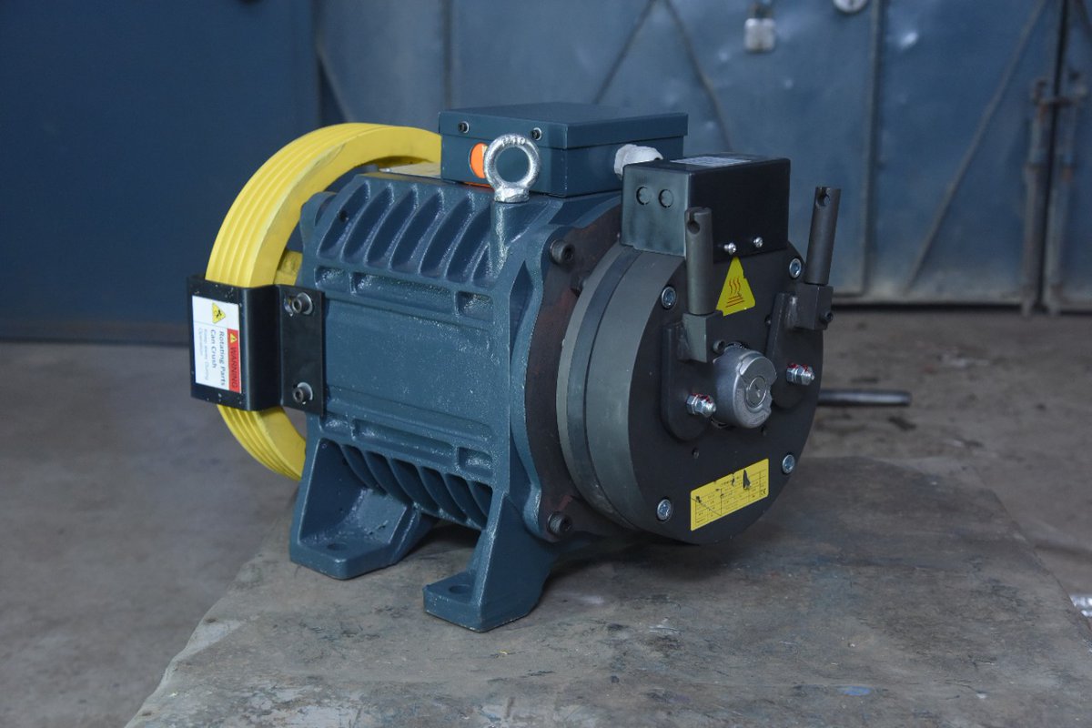 ShantiMishraa's tweet image. For any queries regarding Gearless Elevator Traction Machine or Gearless Elevator Motor, call us at +919873699384, +919582345931, or mail us at sales@pmsgen.com

Website:- pmsgen.com

#jdengineeringworks #elevators #elevatormotor #gearless #gearlesselevatormotor