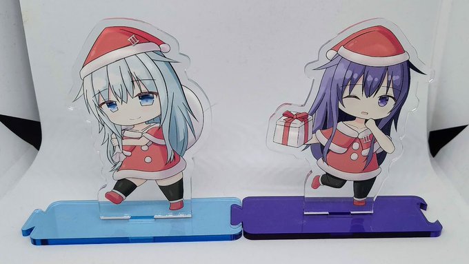 アクスタ届いたのでサンプルです!!
台座繋がるようになってます、かわいいね!!!! https://t.co/nbMnCQz1MB 