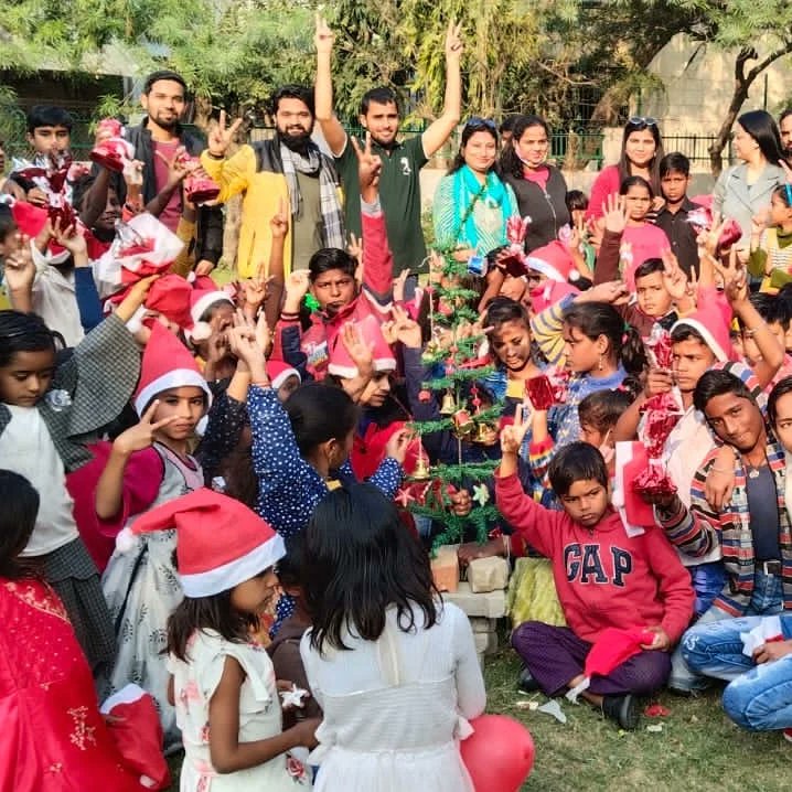 Wish you all A Merry Christmas

Being social work

Youtube channel: Amurt art

#amurtart

#socialwork #socialworker #mentalhealth #ngo #love #education #socialworkers #charity #nonprofit #india #community #help #therapy #covid #support #selfcare #volunteer #mentalhealthawareness