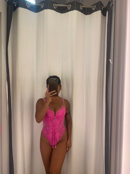 Newest set I bought https://t.co/4u3xN286mb<a href="/tag/onlyfans"class="tags"><span>#onlyfans</span></a>