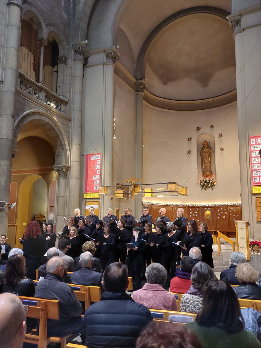 SabadellOrfeo's tweet photo. Gran concert de Sant Esteve a la Puríssima. Èxit de públic i satisfacció general en acabar. Gràcies a tothom qui ho ha fet possible. https://t.co/dVsWw13zg5