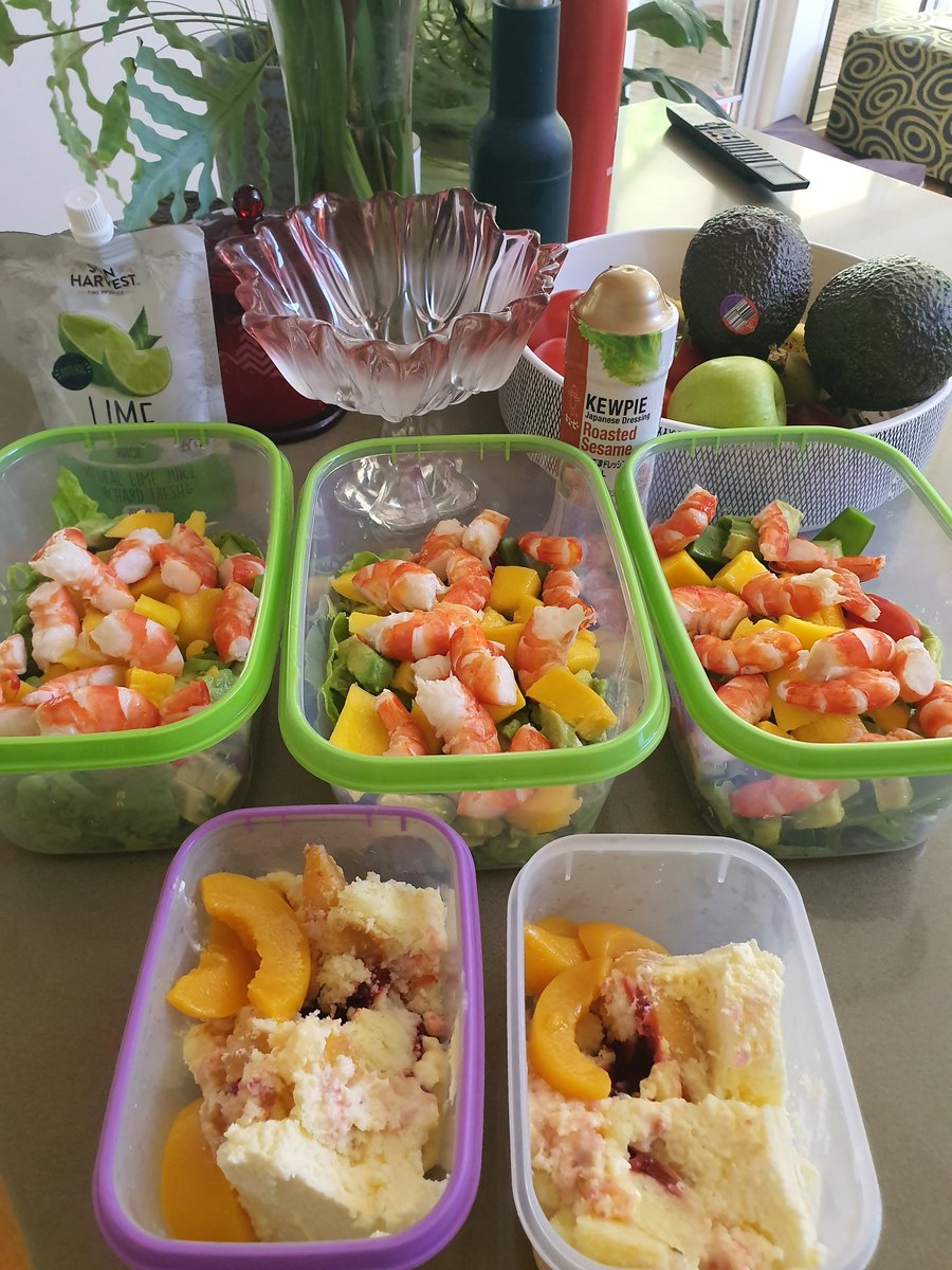 Leftovers dinners.....prawn and mango salad, with <a href="/YellowGrain/">Yellow Grain</a> trifle for dessert. Yes. He messed with the recipe AGAIN, but BOG.
#harvest22 #itshot