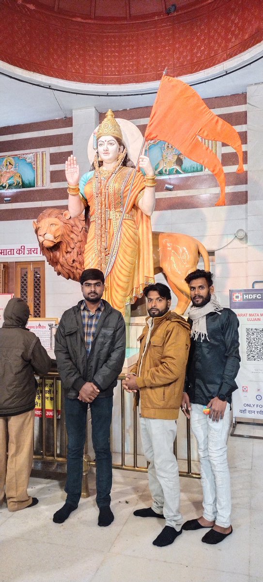 AjitPan28303604's tweet photo. #Shreee_Mahakal  #Bharat_Mata_Mandir

कर्ता करे न कर सके , शिव करे सो होय

तीन लोक नौ खंड में , महाकाल से बड़ा न कोय। ।

               #Jay_Shree_Mahakal https://t.co/TwWN7I9fUO