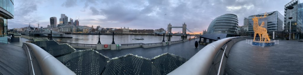 Intuition1969's tweet photo. Morning from London my soultribe 😃 https://t.co/i8sAUAOpdW