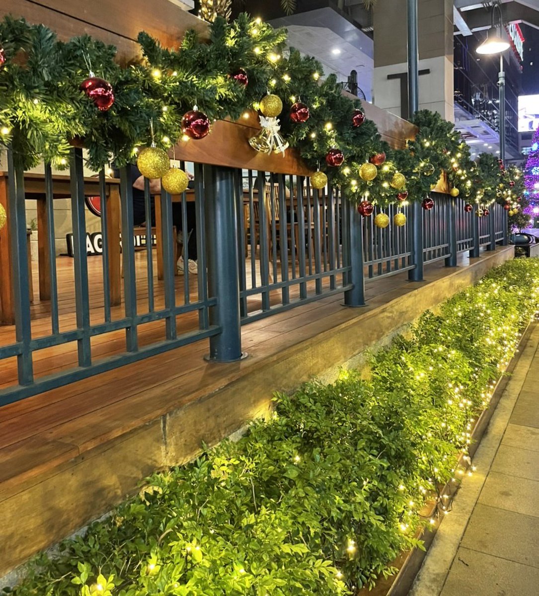 PlaysS94's tweet photo. 🎄 https://t.co/5SGDWJ6GhH