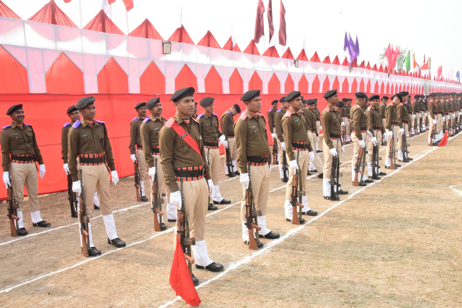 पांडु और नावा बाजार थाना भवन का हुआ उद्घाटन, CM हेमंत सोरेन ने प्रशिक्षु आरक्षियों के परेड में ली सलामी - Pandu and Nava Bazar police station buildings inaugurated, CM Hemant Soren took salute at the parade of trainee constables