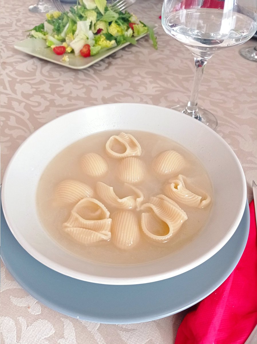 Definición de felicidad: 

(Felices fiestas ❤️)