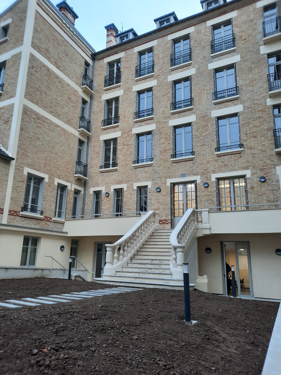 jclahlu's tweet photo. Nous sommes fiers de vous annoncer l'ouverture de la résidence #jeunes #travailleurs @ALJTweet Saint-Jacques #Paris14. 126 jeunes attendus. @Paris_Habitat @IanBrossat  #Aljt #plusquedulogement https://t.co/vyFF5bIFVV