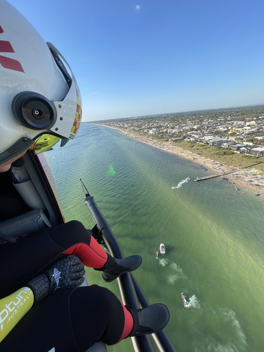 LSVWestpacHeli's tweet photo. @LifeSavingVic Westpac Rescue Helicopters have had a busy day, in addition to patrols they’ve undertaken six taskings to incidents across the state.
#Lifesaver30 and the volunteer crew will be on duty into the evening, available to respond should someone need assistance. https://t.co/wXQdvfPQGH