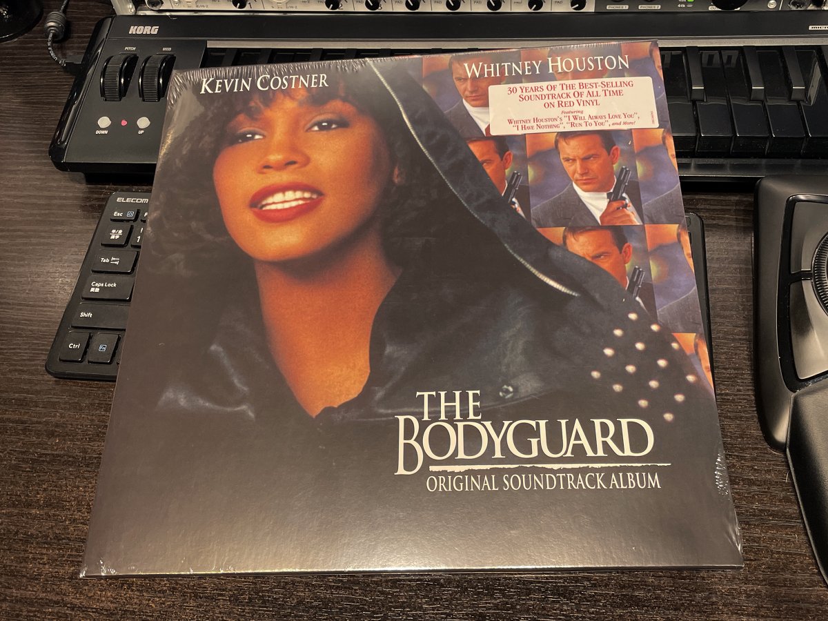 fubitoendo's tweet photo. やったぜ。
#TheBodyguard
#WhitneyHouston
#AnalogRecord
#VinylRecord
#SoundtrackAlbum https://t.co/feXtHYmfHJ