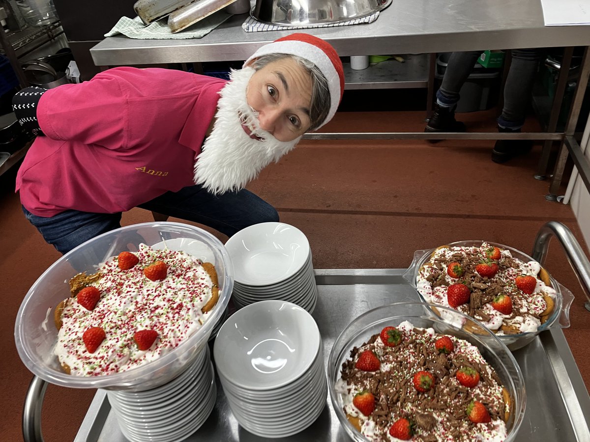 Food and Friendship tweet media