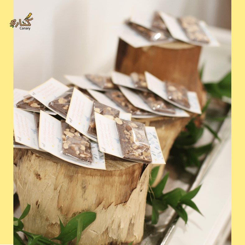 خوف الأم وقلقها هو شعورٌ طبيعي، وكذلك هو شعور الطفل، فالانفصال ليس بالشيء الهيّن، وهذا مايجعلنا نهتم بوجودك معنا لأيامٍ تراقبين طفلك بشعور فخرٍ كبير، فهاهو يخطو خطواته الأولى، بين يدٍ أمينة، ترعاهُ، تدعمه، وتطوره كل يوم، فشكراً لثقتك 💛