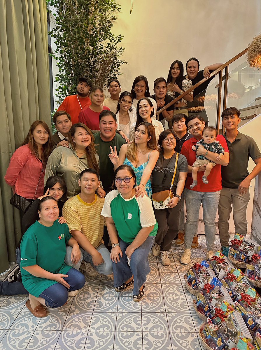 jerickgrant's tweet photo. @LoveAQuinto's thanksgiving dinner π #TeamAQ
#AngelineQuinto https://t.co/UBbwxBOLDd
