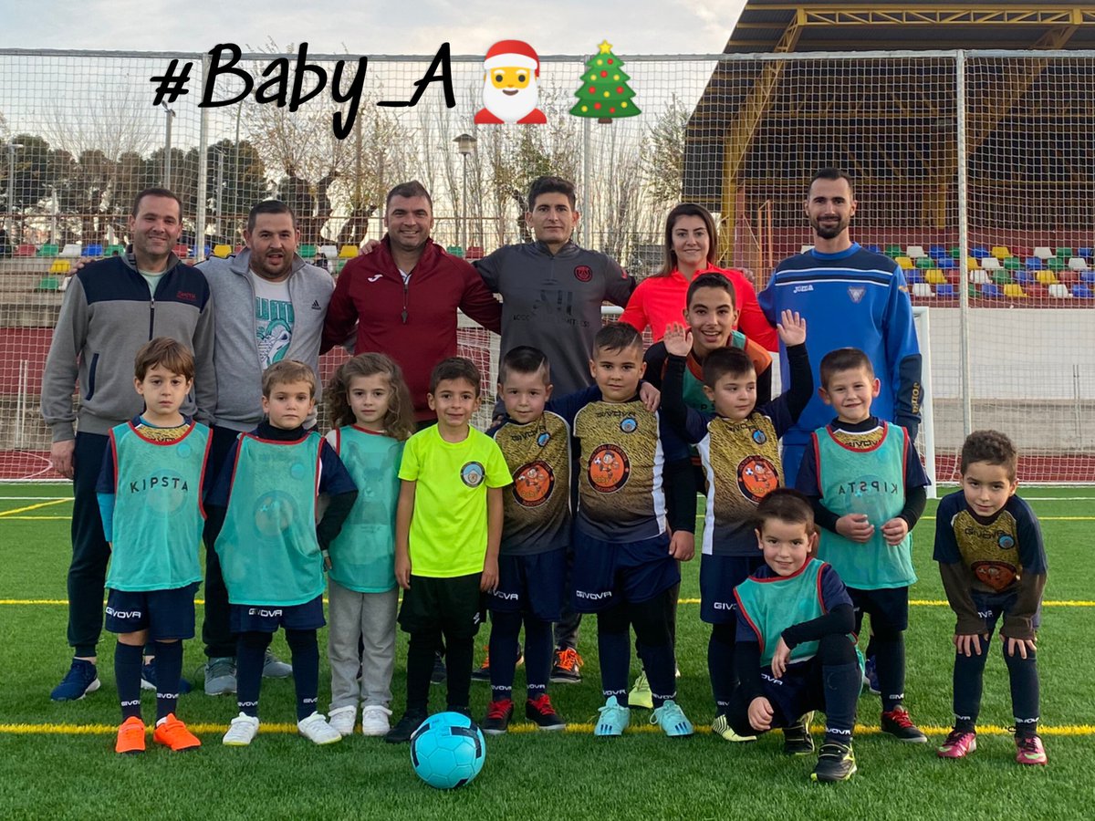 CulturalDeport2's tweet photo. ⚫🧡🎅#Baby_A
📷¡Día de Convivencia!
⚽💥
#CDTuccitana_es_Cantera https://t.co/itvjj9OGzm