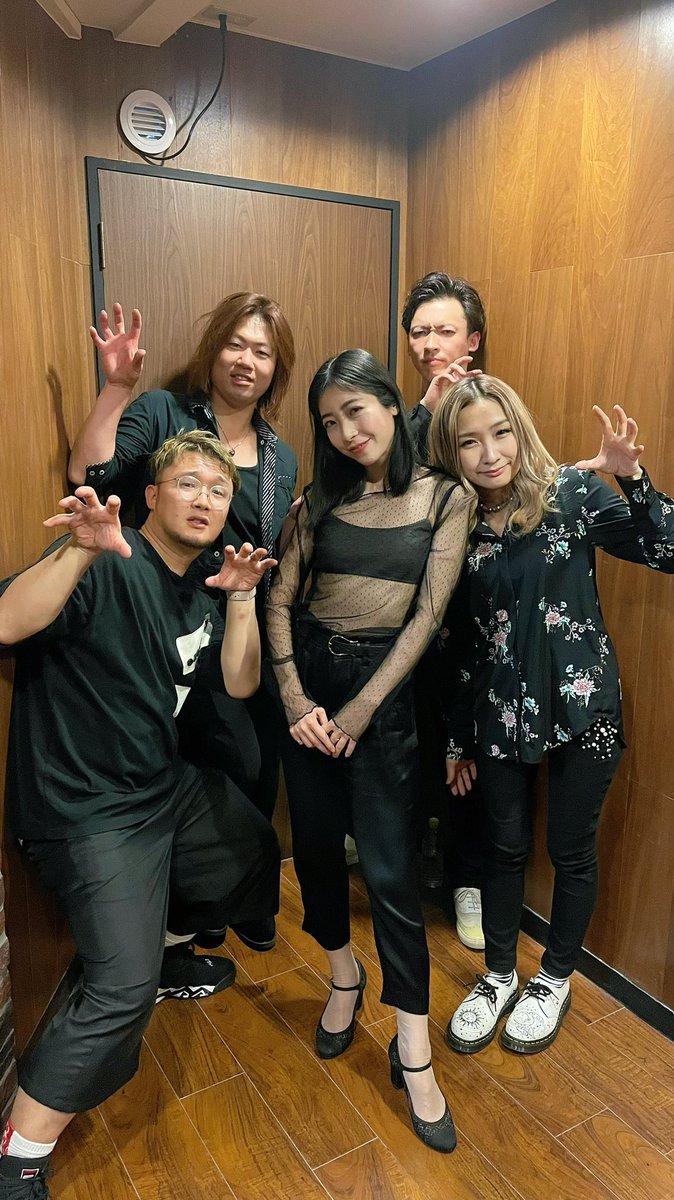 kaoru_lights's tweet photo. #PLA2022 
所属5年。皆さまと過ごしたこの時間はすべて、ライツでしか味わえないありがたな時間でした。今までもこれからも、感謝の気持ちばかりです。
昨日は暮れのご多忙な時期にも関わらず、ご来場ご視聴いただき誠にありがとうございました！今後ともproject lightsを宜しくお願い申し上げます。 https://t.co/elgRQPox7s