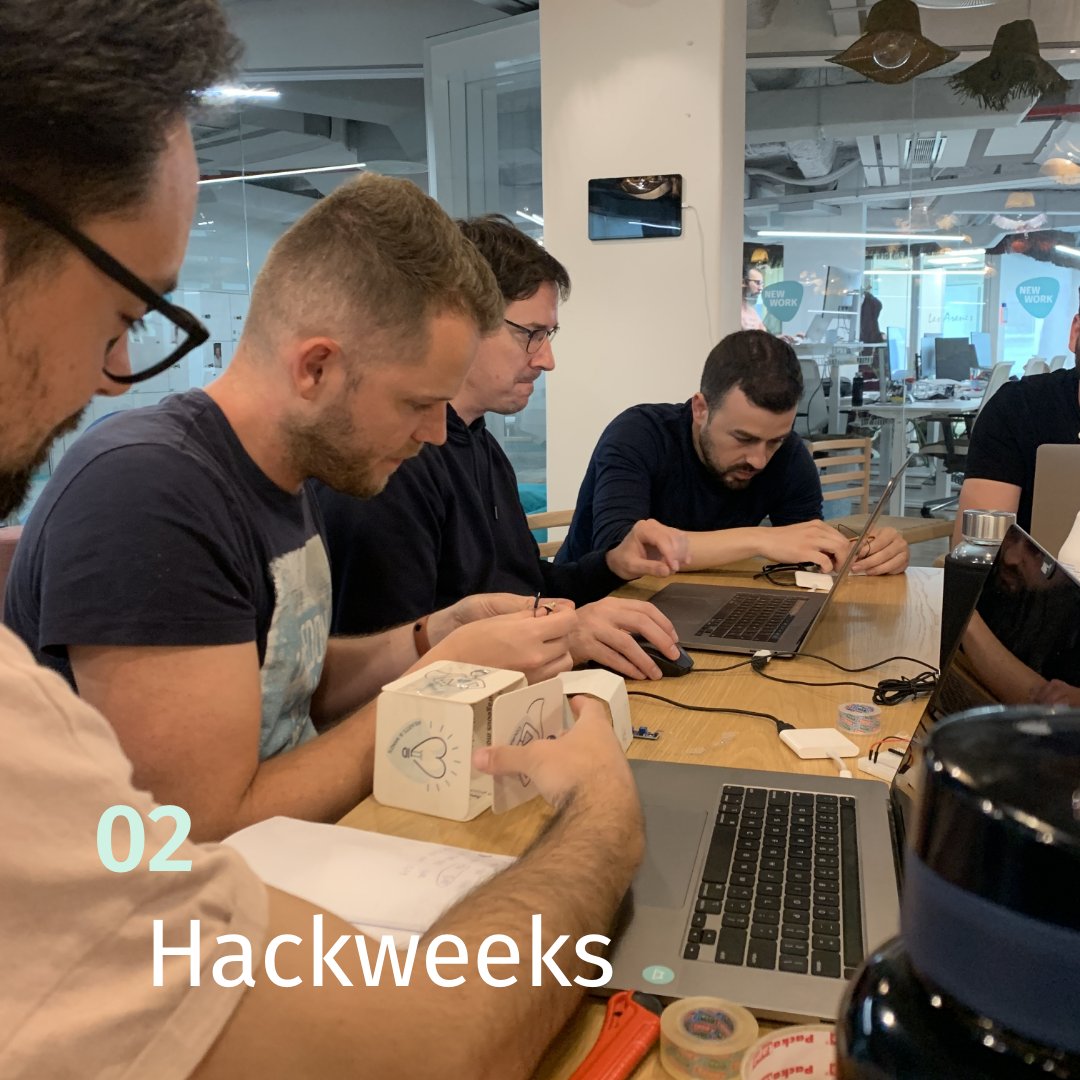 NewWork_es's tweet photo. Do you know where New Work was this year?
Swipe up to discover all the events, sessions, meetups and much more from our 2022. We are happy to end this year like this 🤩
#newwork #forabetterworkinglife #recap https://t.co/puiOXQ6DJM