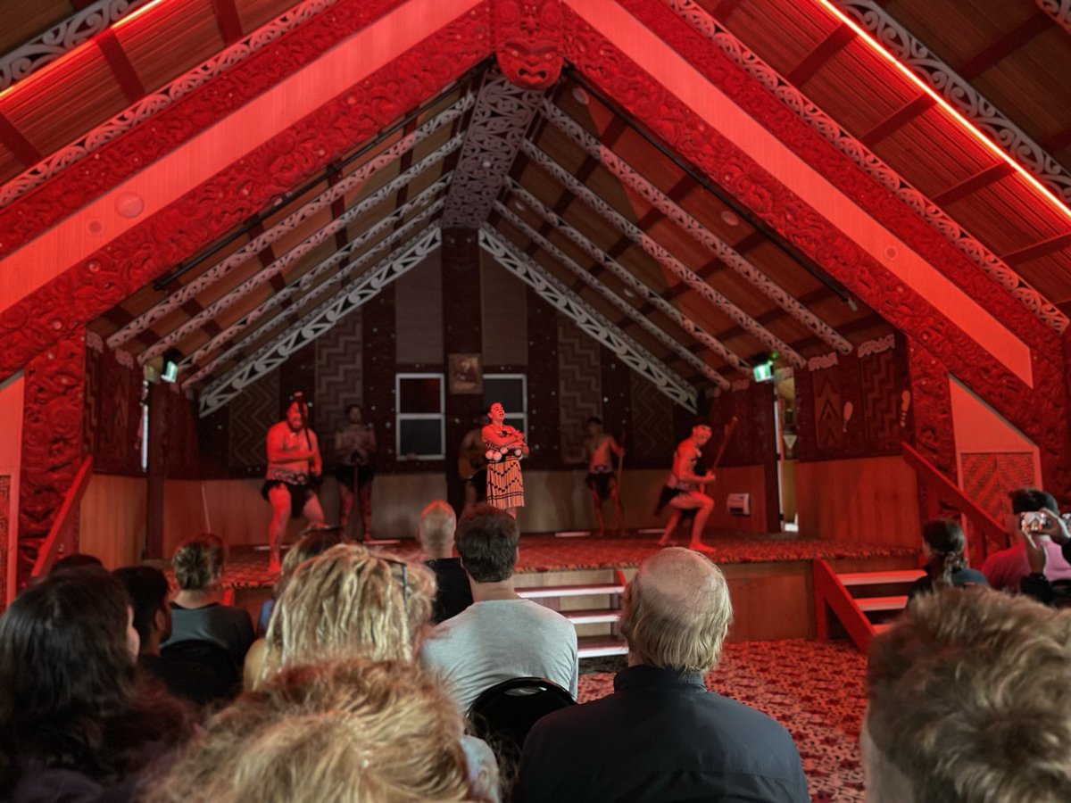 罗托鲁瓦毛利文化村表演