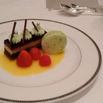 ツイートに含まれる画像