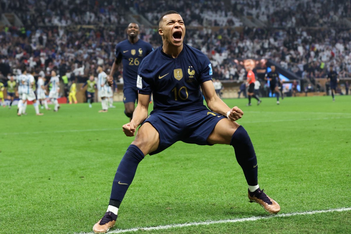 🚨 Kylian Mbappé veut absolument jouer contre Strasbourg demain afin d’évacuer la frustration de la défaite en finale de la Coupe du Monde. 😳 (<a href="/lequipe/">L'Équipe</a>)