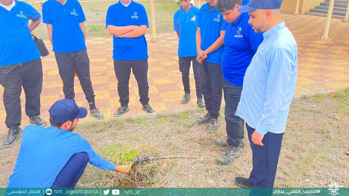 الكلية التقنية والمعهد الصناعي الثانوي بالعيدابي|
📸|تغطية
محاضرة توعوية في المحافظة على المياه.
#التدريب_التقني_بجازان
#التدريب_التقني