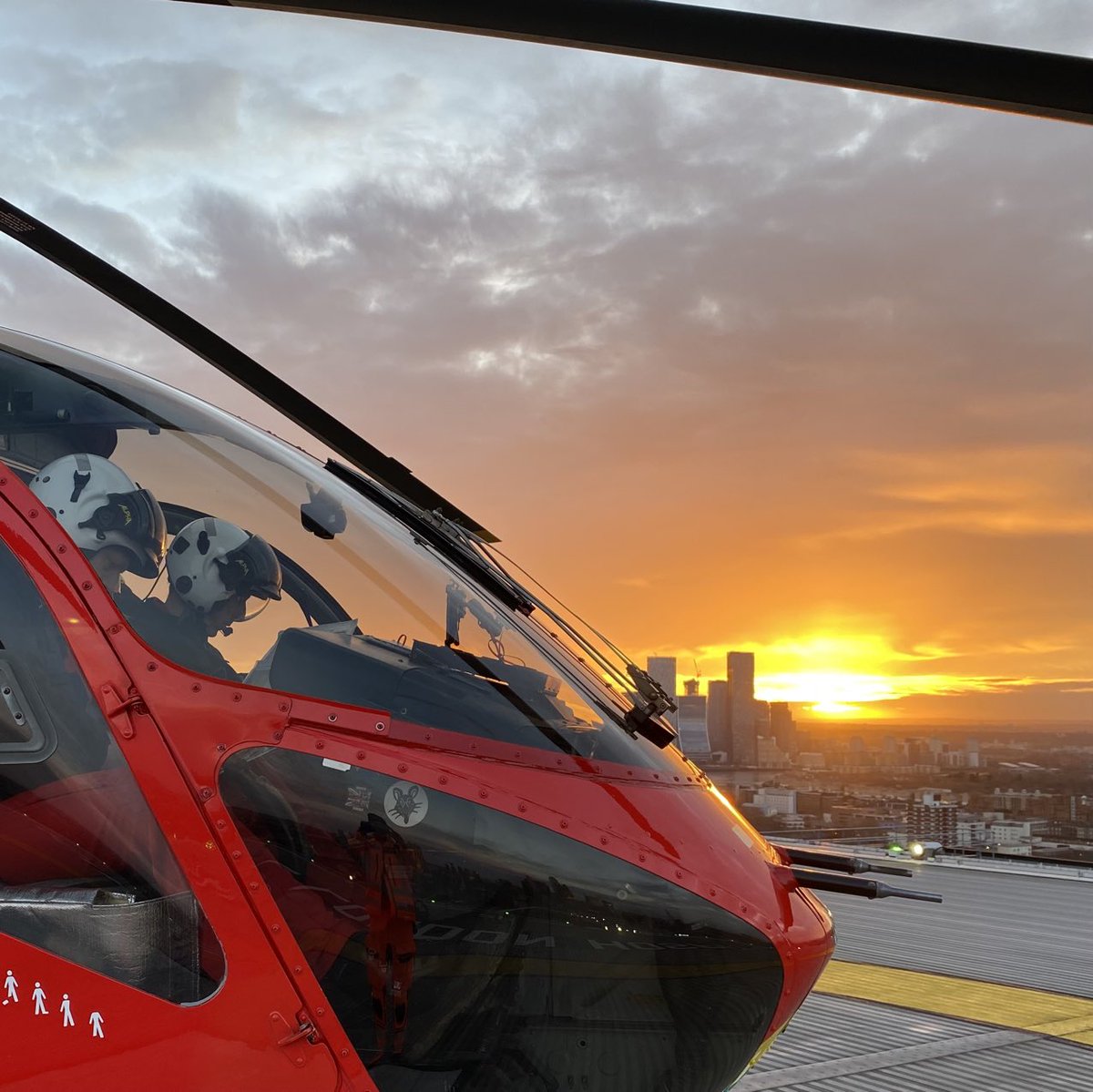 Ali Sanders tweet media