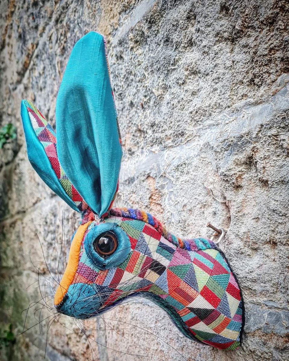 A bit of colour to cheer up a dull wintery day. Hand stitched with upholstery fabric, vintage turquoise taffeta and orange velvet. In my Crafted Creatures Folksy shop now. folksy.com/shops/craftedc… #hare #walldecor #fauxtaxidermy #maximalist #colourfulhome #harehead #circushare