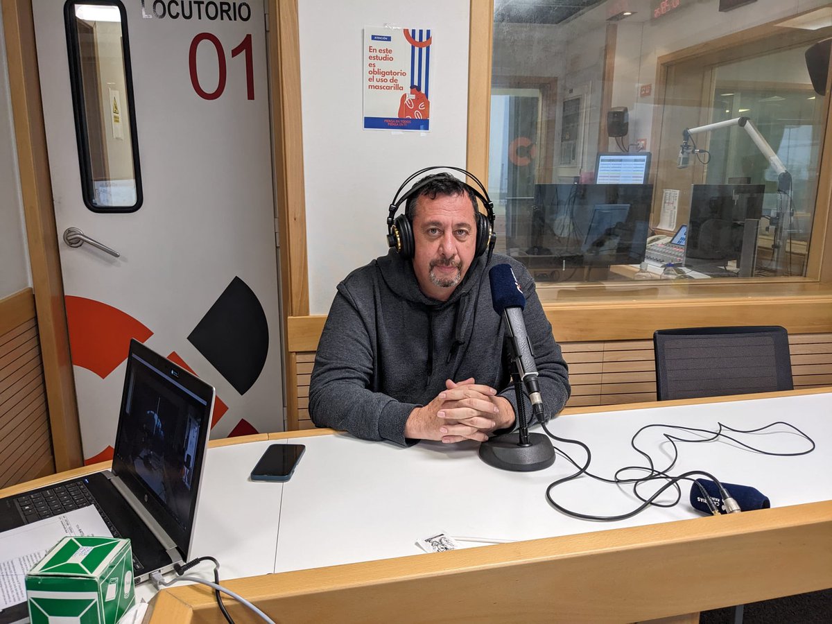 A raíz de la campaña en la Comunidad de Madrid, en <a href="/Una_UnoCR/">Una+UnaCR</a> nos preguntamos: ¿más propinas o mejores salarios? 

Nos ayuda Francisco Javier Velasco, secretario de Acción Sindical de la Federación de Servicios de <a href="/CCOOCanarias/">CCOO Canarias #AquiSeguimos</a>. 

📻 <a href="/Una_UnoCR/">Una+UnaCR</a> 
📡 rtvc.es/en-directo/