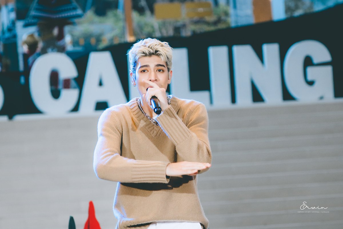 ErwinStoryy's tweet photo. 241222 • QSNCC

แพรวพราวเก่ง 🥺

@Erwin_pennors 
#ErwinATLAS #ATLAS_TH
#WintercallingxATLAS https://t.co/H0U9fvNFej