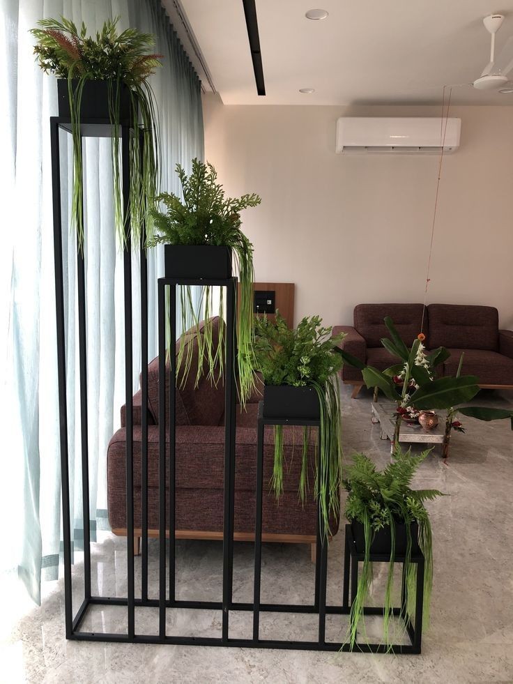 samaher_mershed's tweet photo. العنصر النباتي في ديكور المنزل يعطي تعزيز الشعور بالسعادة و يزيد من الإنتاجية و اذا كانت نباتات طبيعية فهو يسهل من عملية التنفس ، تعزيز رطوبة المنزل و تنقية الهواء الجوي و أيضا الشعور بالاسترخاء 
افكار مختلفة لتوزيع النباتات بشكل جميل 👇
. 
#صباح_الخير  #تصميم_داخلي #تصميم_ديكور https://t.co/r7gNIk6XWZ