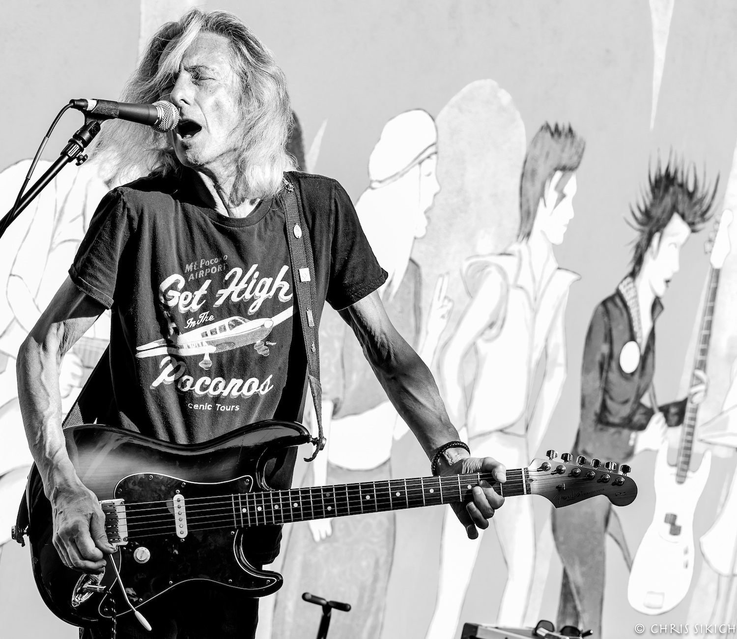 Happy Birthday to Lenny Kaye more than a curate to priestess Patti Smith. Chris Sikich 